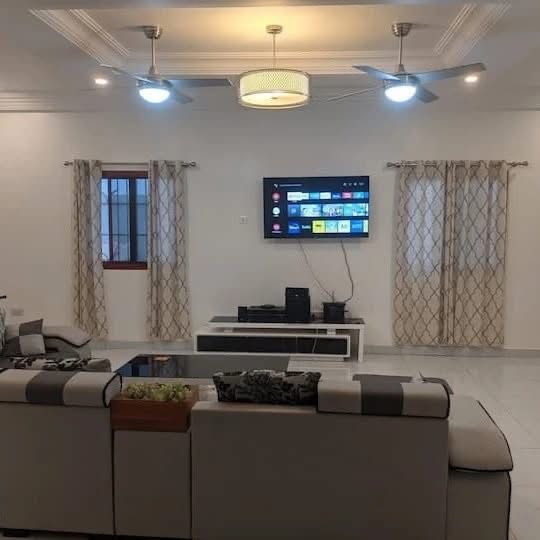 Luxury - Image 2