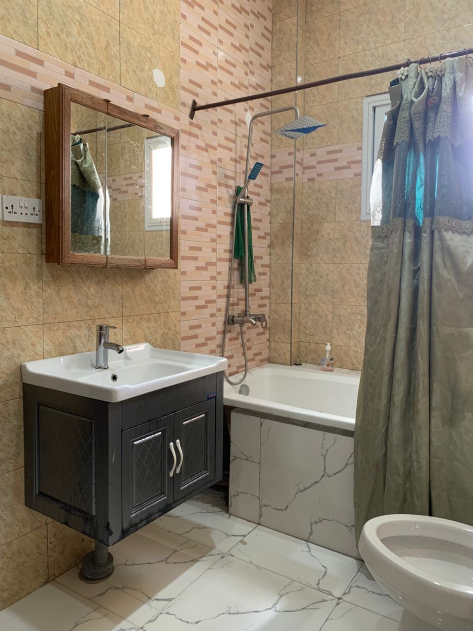 Five Bedroom Fully Furnished Townhouse for Rent - Image 10