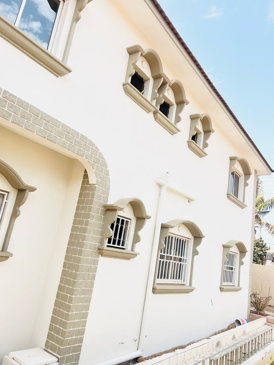 Three bedroom compound, Unfurnished  - Image 3