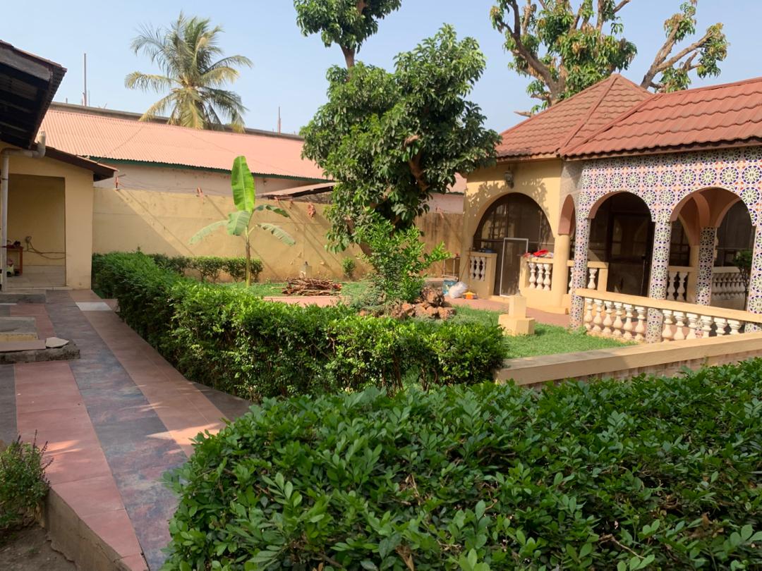 Three bedroom Compound with boy's quarters - Image 3