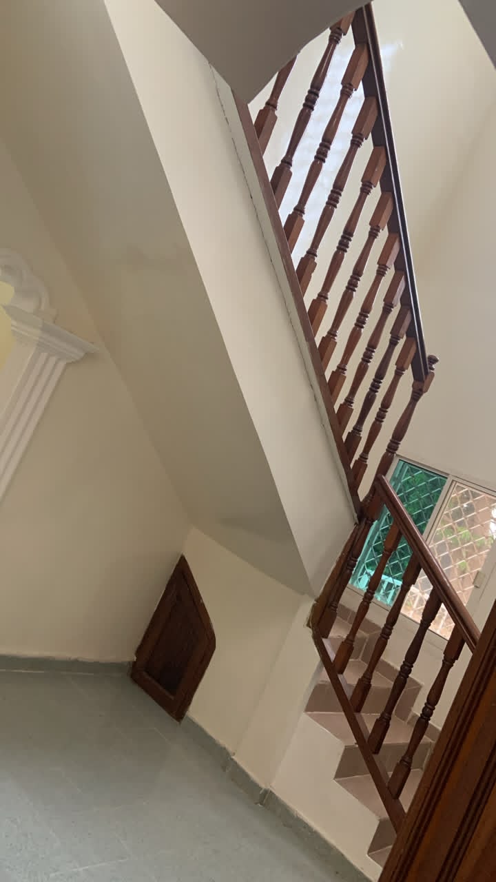 Five bedroom Private Villa - Image 9