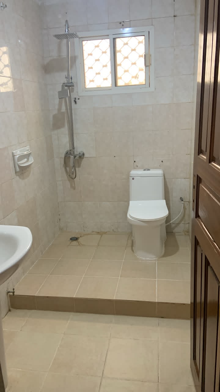 Five bedroom Private Villa - Image 10